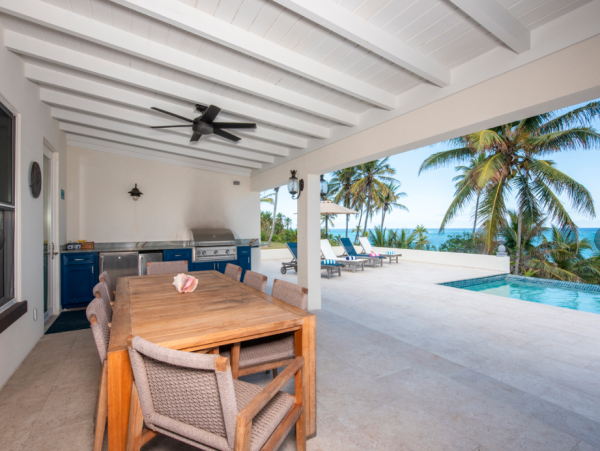 Luxurious Beachfront Four Bedroom Rental in Eleuthera